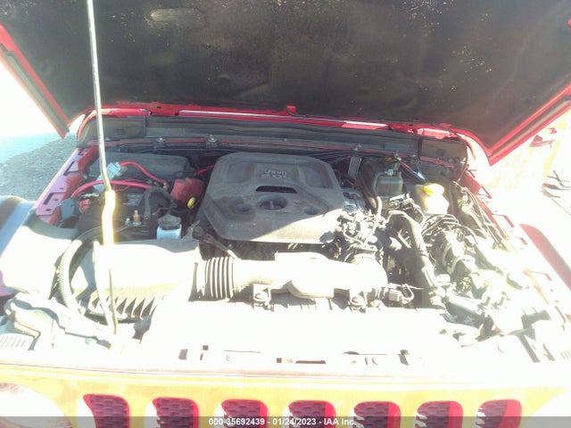 1C4HJXDN8KW566941 Jeep Wrangler Unlimited Sport S