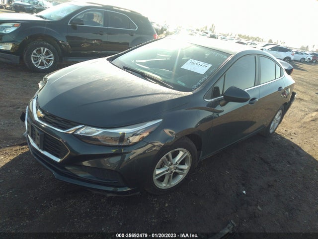 Chevrolet CRUZE LT 2018 1G1BE5SM0J7152837 Image 2