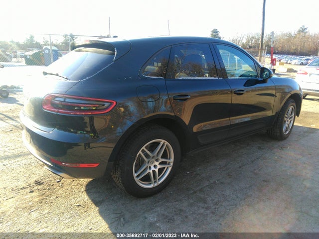 2017 Porsche Macan, VIN: WP1AA2A50HLB82069