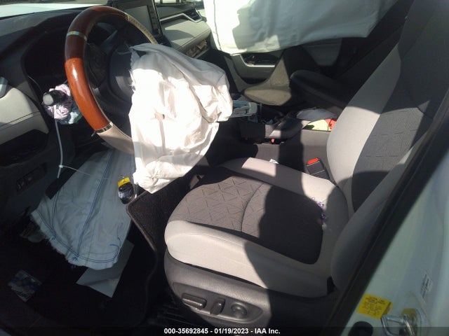 2020 Toyota RAV4, VIN: 2T3RWRFV3LW063722