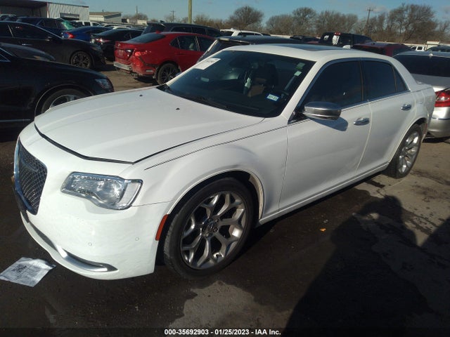Chrysler 300 300c 2018 2C3CCAPT4JH148826 Image 2