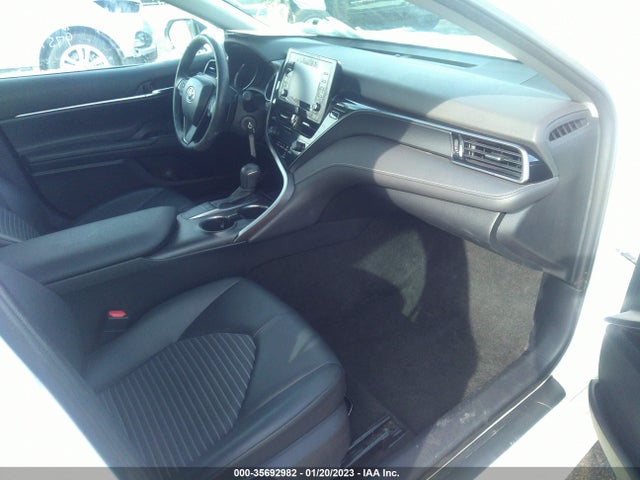 2022 Toyota Camry, VIN: 4T1G11AK4NU617754