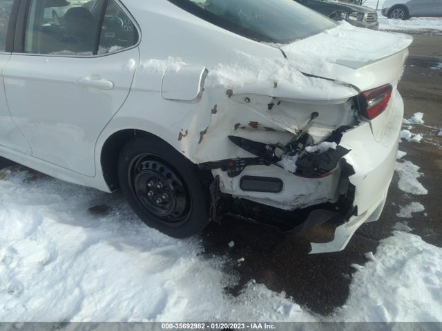 2022 Toyota Camry, VIN: 4T1G11AK4NU617754