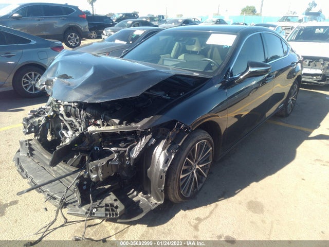 58ADA1C17NU022042 Lexus Es Es 300h