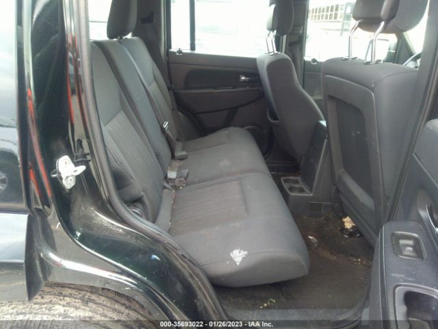1C4PJMAK9CW145414 Jeep Liberty Sport