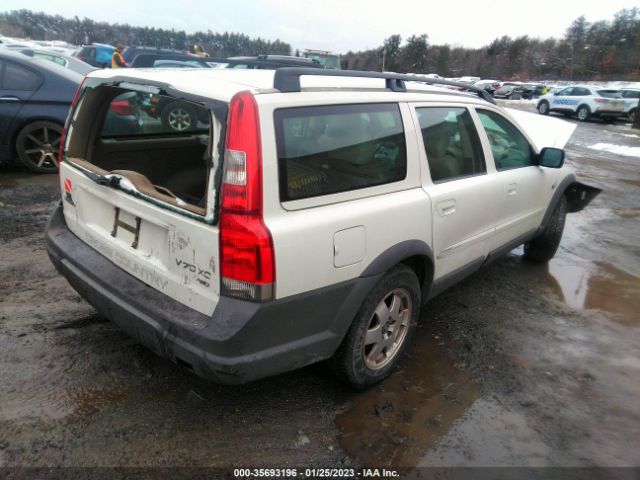 YV1SZ58D421080056 Volvo V70