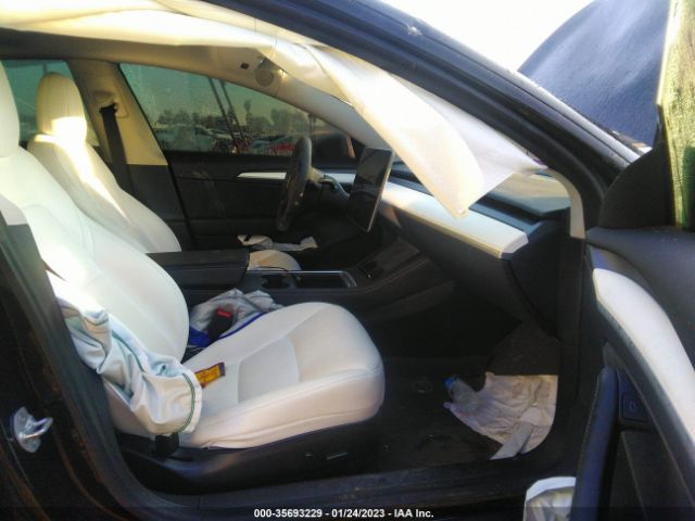 5YJ3E1EA6NF148071 Tesla MODEL 3