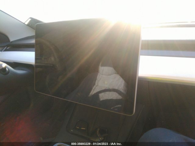 5YJ3E1EA6NF148071 Tesla MODEL 3