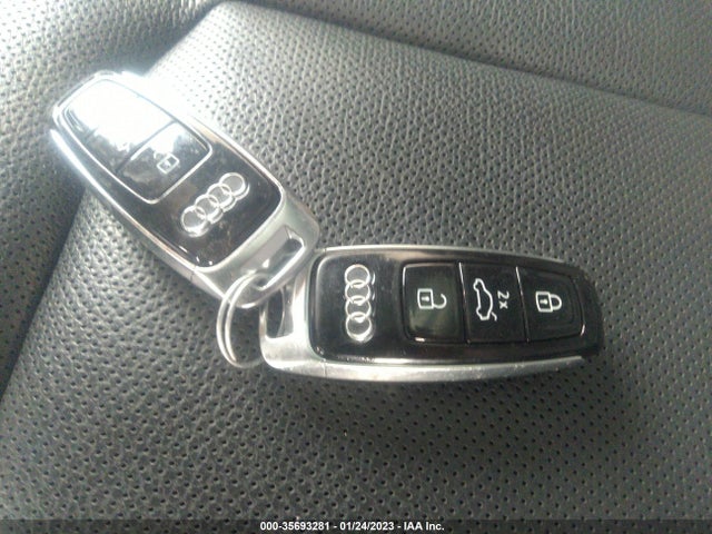 WA1LXAF78MD020265 Audi Q7 Premium Plus