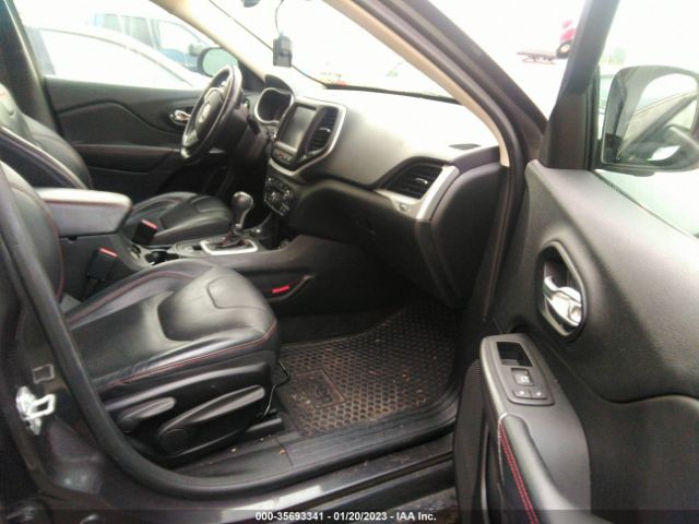 1C4PJMBS4FW735572 Jeep Cherokee Trailhawk