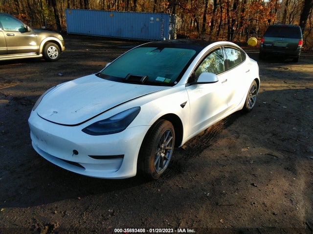 Tesla MODEL 3 2022 5YJ3E1EA8NF370093 Image 2