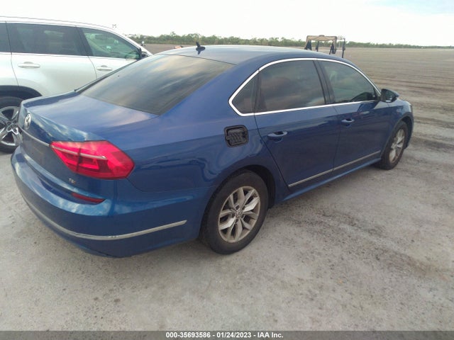 2016 Volkswagen Passat, VIN: 1VWAT7A33GC036302
