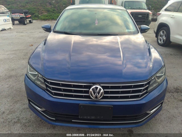 2016 Volkswagen Passat, VIN: 1VWAT7A33GC036302