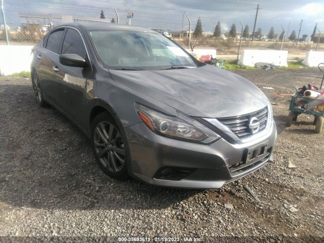 2018 1N4AL3AP2JC135074 main image