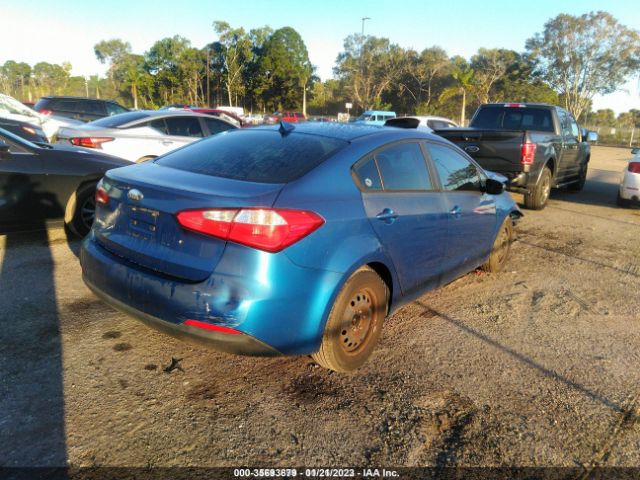 KNAFK4A65E5048194 KIA FORTE LX
