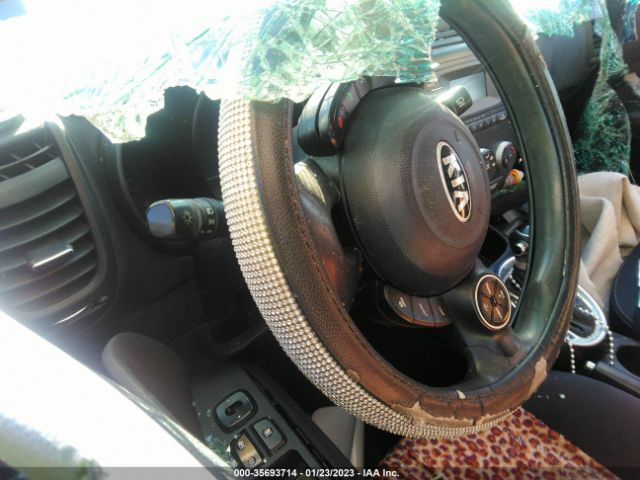 KNDJN2A26F7166704 KIA Soul Base