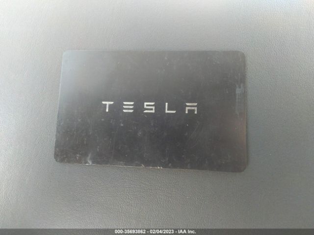 5YJ3E1EA1NF135731 Tesla MODEL 3