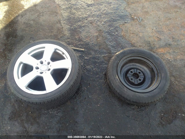 YV1VS29542F824703 Volvo S40