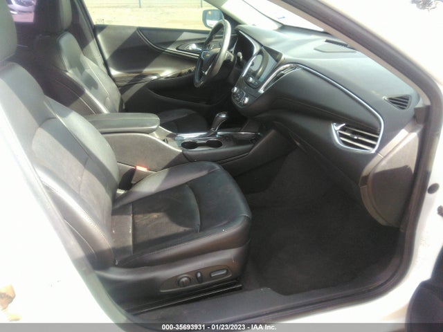 2017 Chevrolet Malibu, VIN: 1G1ZE5ST1HF102034