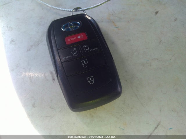 Toyota SIENNA LE 2021 5TDKSKFC8MS030995 Image 3