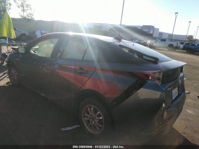2018 Toyota Prius, VIN: JTDKBRFU3J3082422