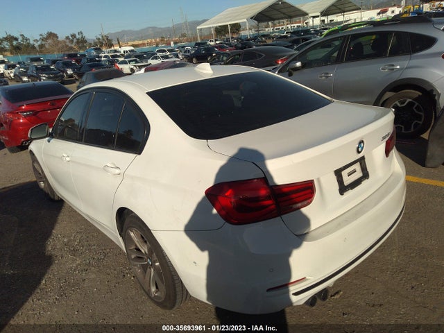 BMW 3 Series 328i 2016 WBA8E9G56GNT85312 Image 3