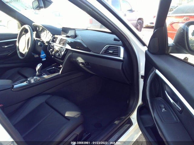 BMW 3 Series 328i 2016 WBA8E9G56GNT85312 Image 5
