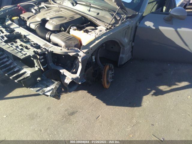 2C3CDZAG3JH328306 Dodge Challenger Sxt