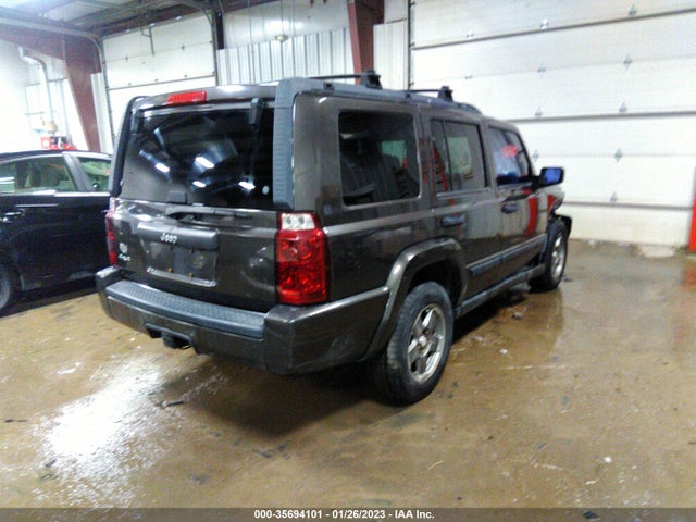 1J8HG48N56C149901 Jeep Commander