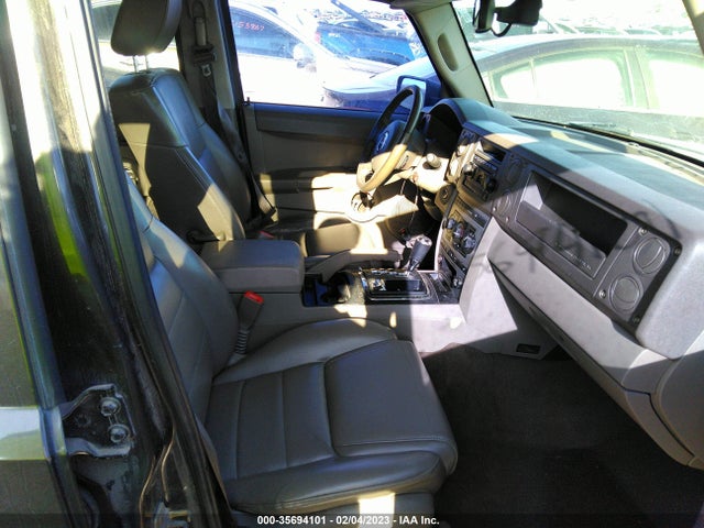 1J8HG48N56C149901 Jeep Commander