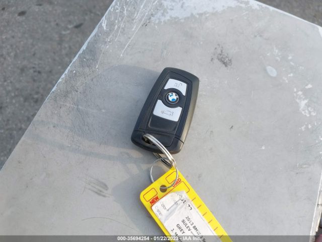 WBA3C1C53DF440716 BMW 3 Series 328i
