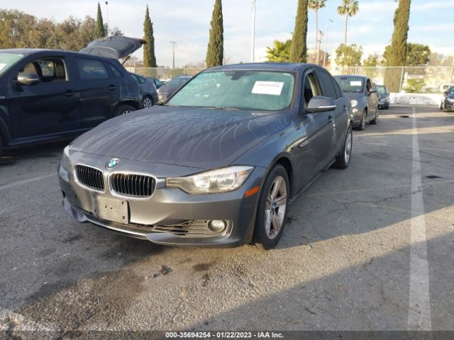 WBA3C1C53DF440716 BMW 3 Series 328i