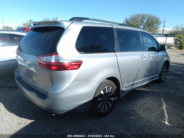 2018 Toyota Sienna, VIN: 5TDDZ3DC5JS208399