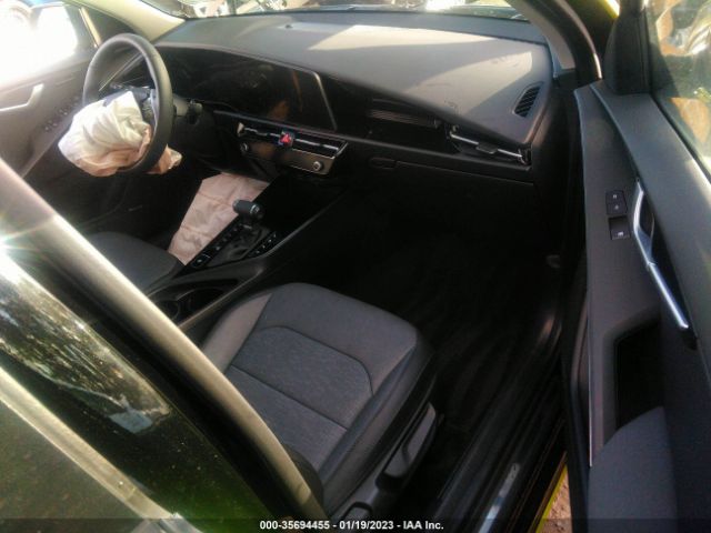 KNDCT3LE2P5061408 KIA NIRO SX