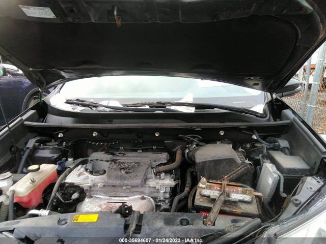 2014 TOYOTA RAV4 XLE VIN: 2T3RFREV8EW197131