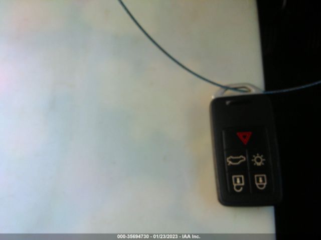 YV4612HK5F1001430 Volvo V60 Cross Country T5