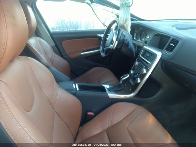 YV4612HK5F1001430 Volvo V60 Cross Country T5