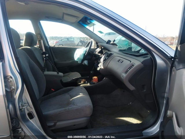 2002 HONDA ACCORD SDN VP VIN: 1HGCF86622A146341