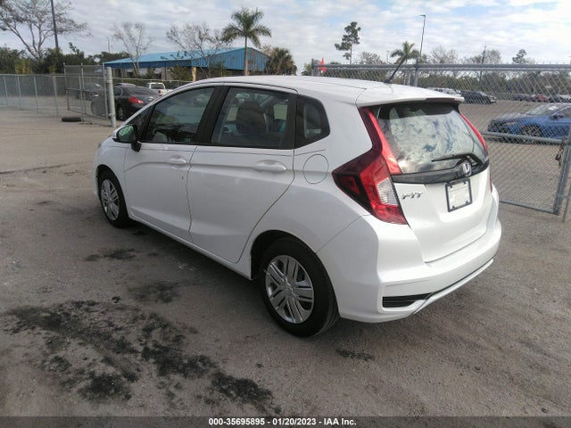 Honda FIT LX 2019 3HGGK5H45KM745762 Image 3