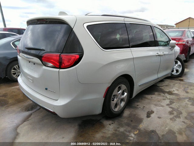 2020 Chrysler Pacifica Hybrid, VIN: 2C4RC1L79LR282470