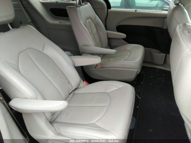 2020 Chrysler Pacifica Hybrid, VIN: 2C4RC1L79LR282470