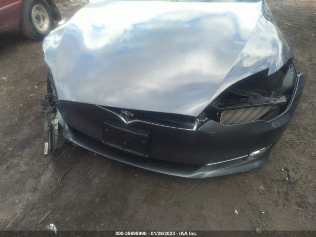 2020 Tesla Model S, VIN: 5YJSA1E20LF410812