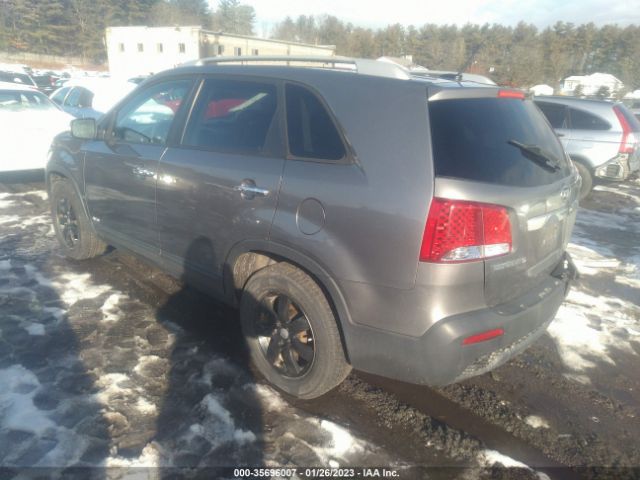 5XYKTDA26DG400135 KIA SORENTO LX