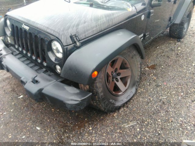 1C4BJWDG5EL259590 Jeep Wrangler Unlimited Sport
