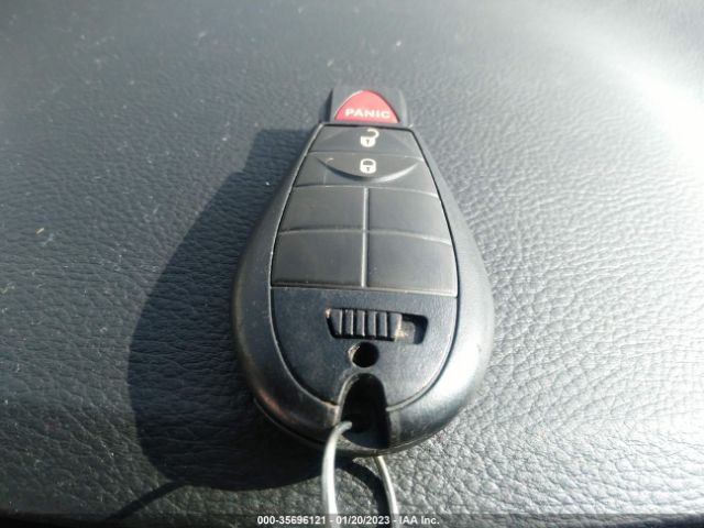 1C4PJLCB4KD370132 Jeep Cherokee Latitude