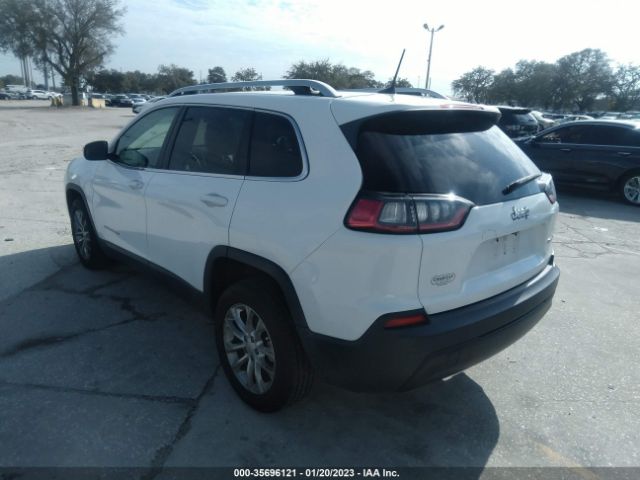 1C4PJLCB4KD370132 Jeep Cherokee Latitude