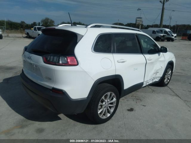 1C4PJLCB4KD370132 Jeep Cherokee Latitude