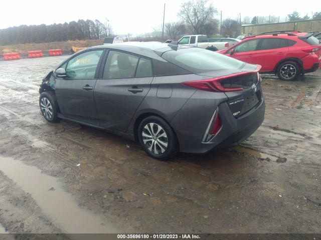 2020 Toyota Prius, VIN: JTDKARFP8L3135826