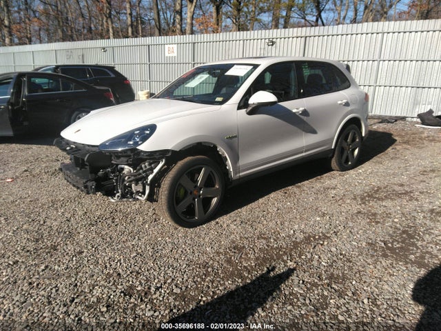 2018 Porsche Cayenne, VIN: WP1AE2A29JLA72119