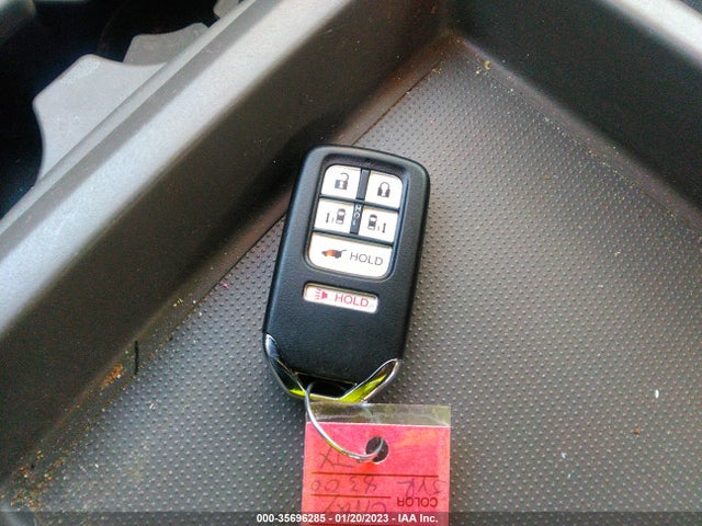 2017 Honda Odyssey, VIN: 5FNRL5H67HB009554